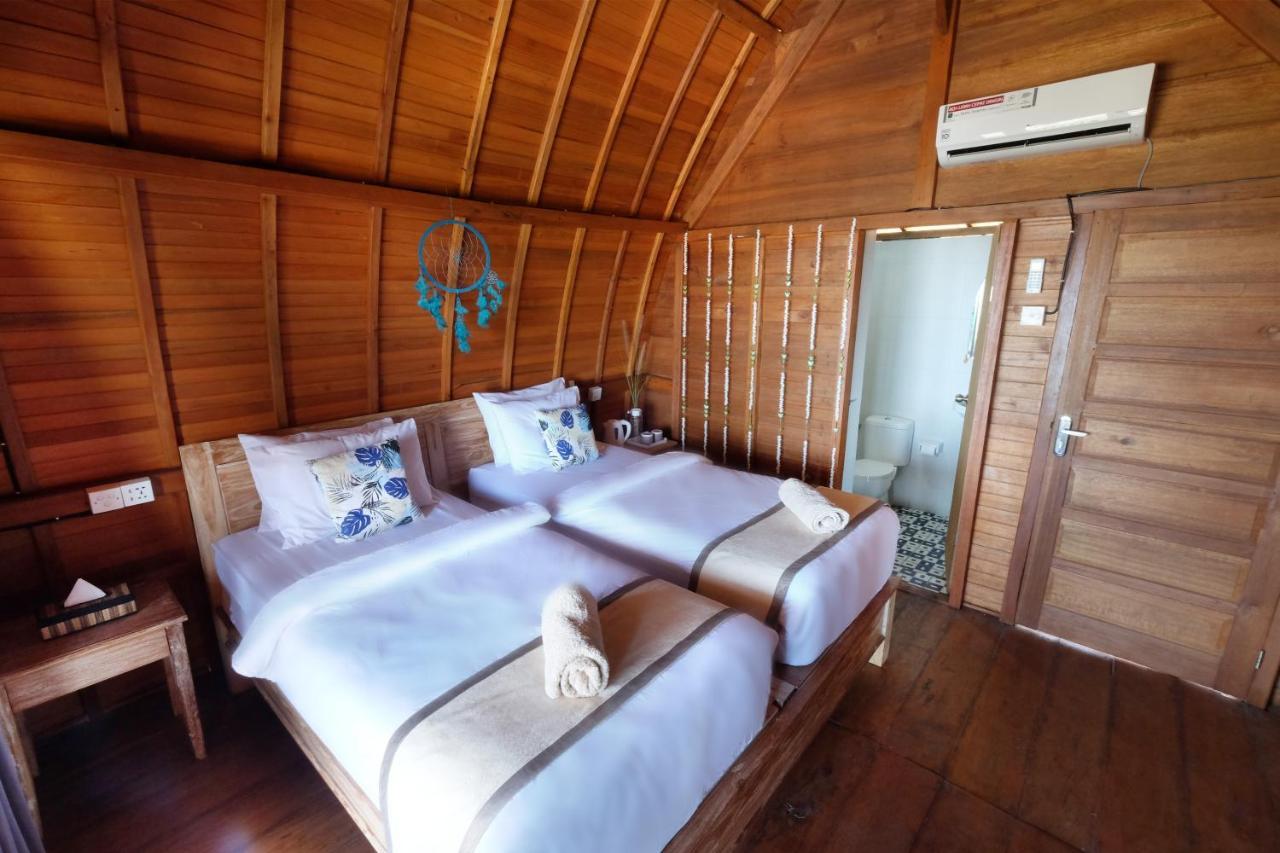 Adara Beach Huts Batununggul Экстерьер фото