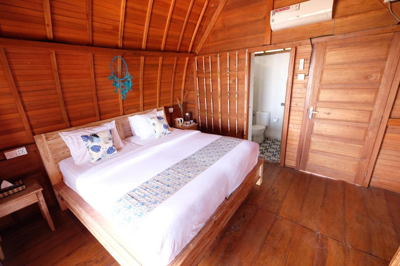 Adara Beach Huts Batununggul Экстерьер фото