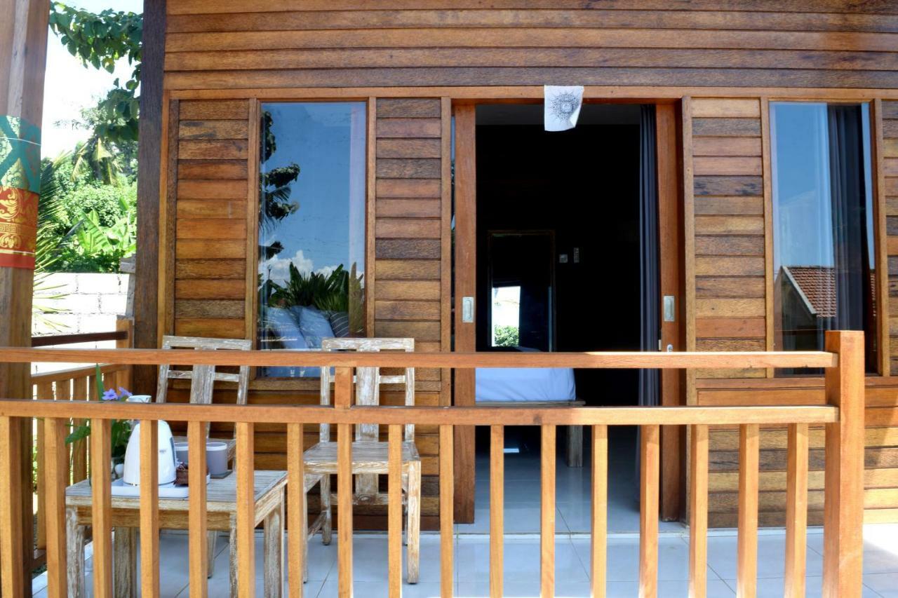Adara Beach Huts Batununggul Экстерьер фото